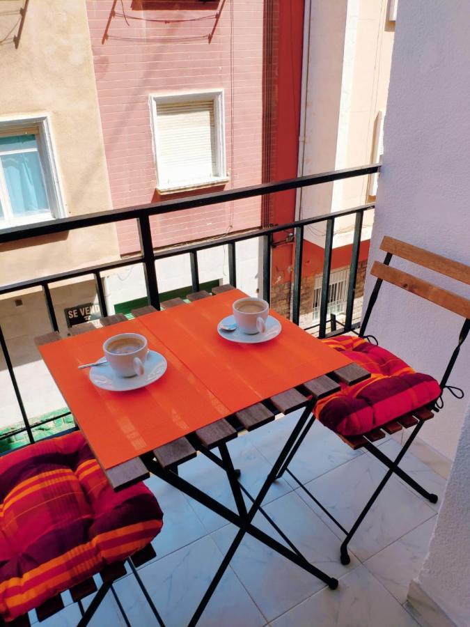 Charming Apartment In Alicante Near The Sea & City Center المظهر الخارجي الصورة